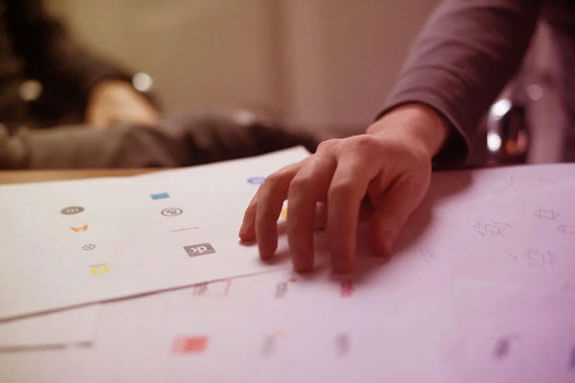 Logo Design & Branding